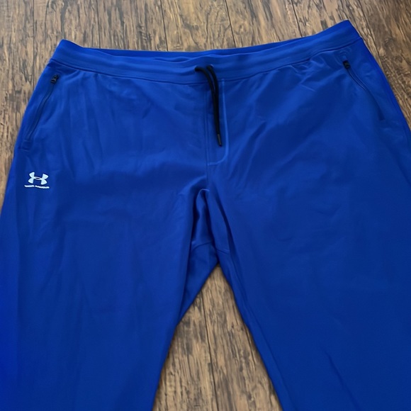 Under Armour Athletic Pants (loose) - Picture 3 of 10